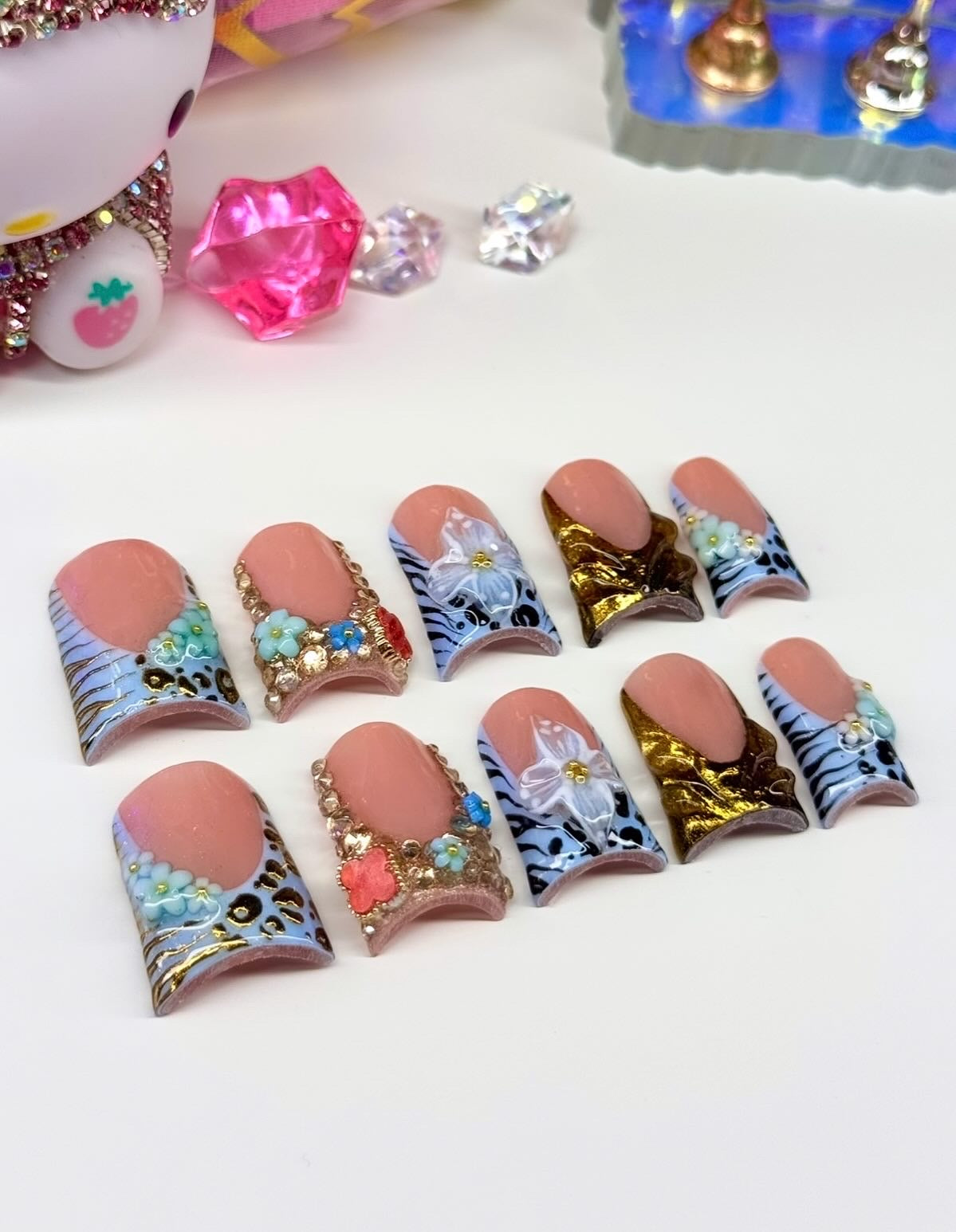 Acrylic Cute Blue Flower Animal Print Press On Nails
