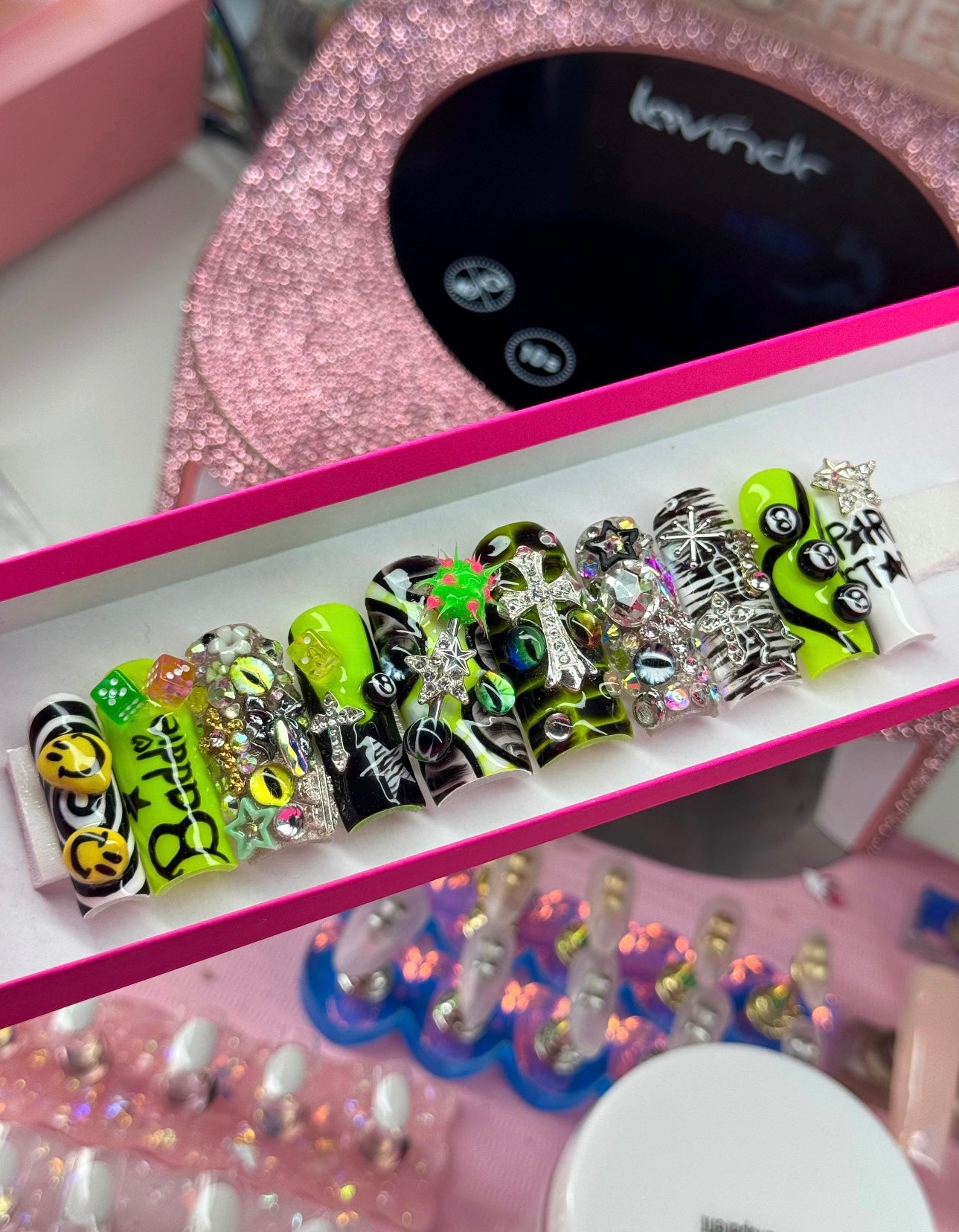Acrylic Cute Baddie Press On Nails Black & Green 3D Stargirl