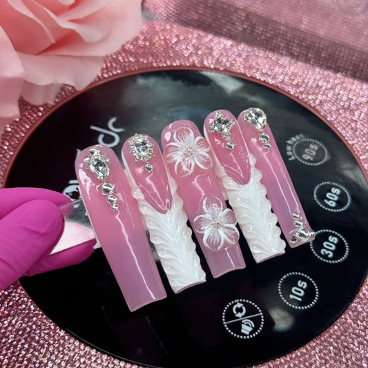 Acrylic Cute Y2K French Tips & White Flowers Press On Nails