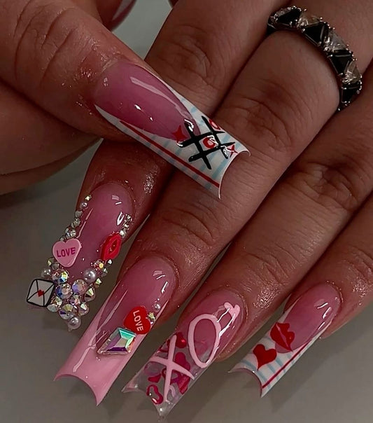 Acrylic Baddie Cute Valentine’s Day Hearts Press On Nails